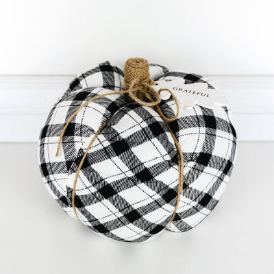 Puffy Pumpkins - black and white